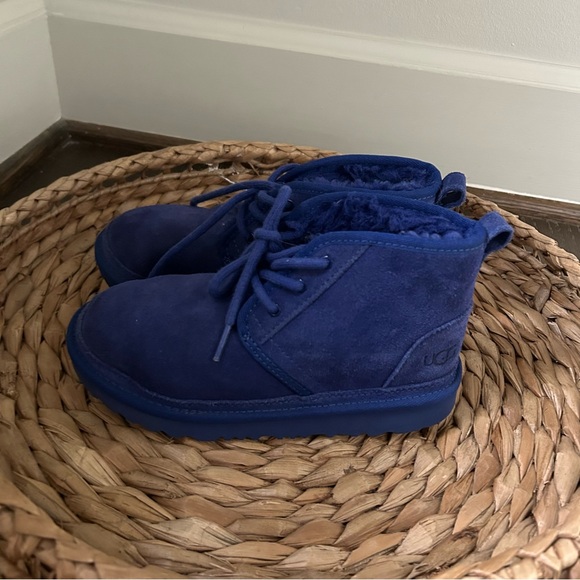 Ugg Kids Neumel Boots Blue Size 2 - Picture 3 of 9